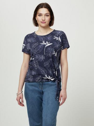 Кофта с круглым вырезом