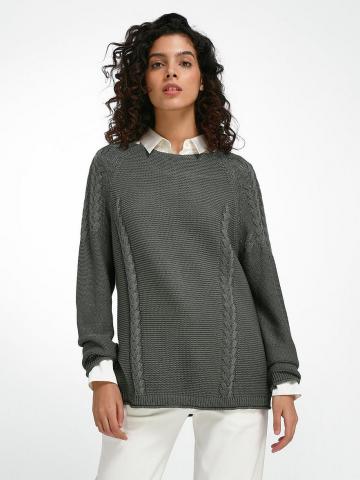 Пуловер с круглым вырезом