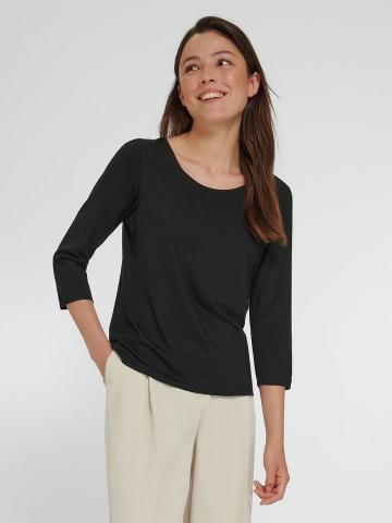 Кофта с круглым вырезом