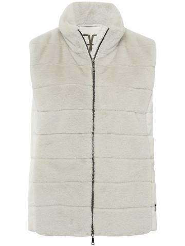 Утепленная жилетка