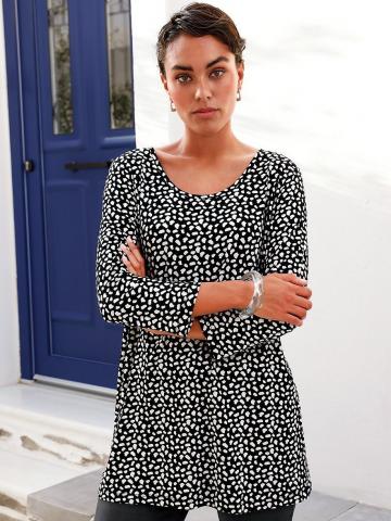 Кофта с круглым вырезом