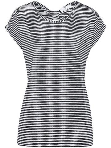 Кофта с круглым вырезом