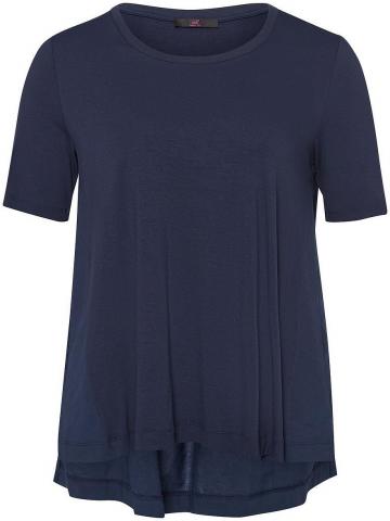 Кофта с круглым вырезом