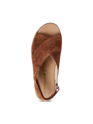 Сандали на платформе