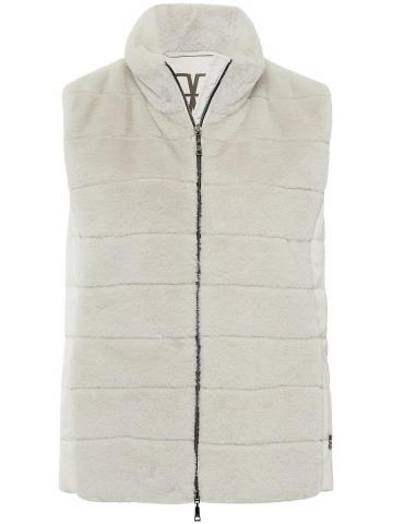 Утепленная жилетка