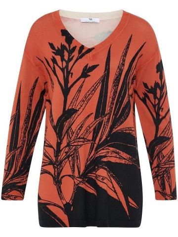 Пуловер с вырезом V