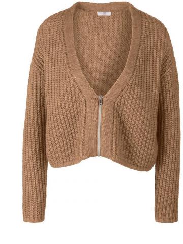 Вязаная кофта