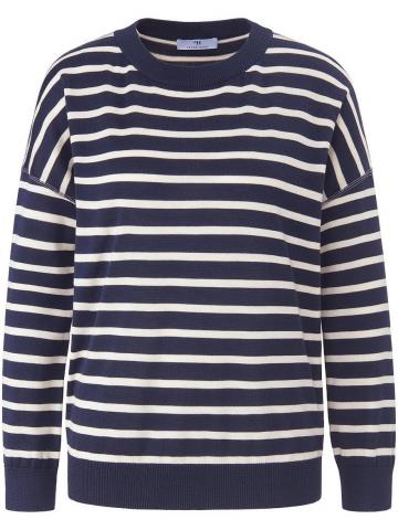 Пуловер с круглым вырезом