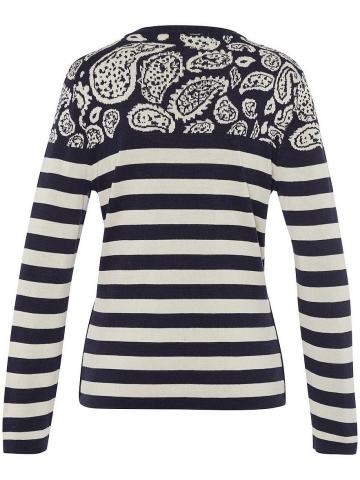 Пуловер с круглым вырезом