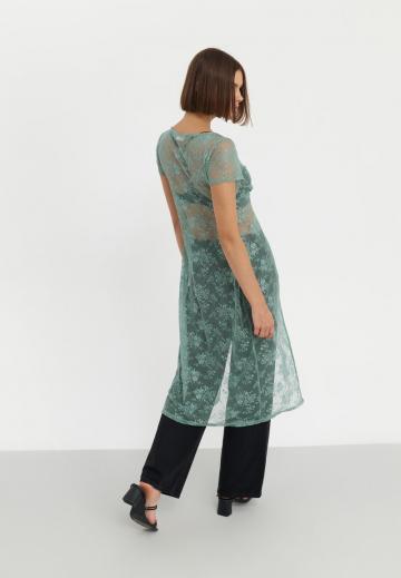 Длинный жилет