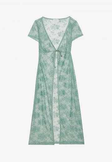 Длинный жилет