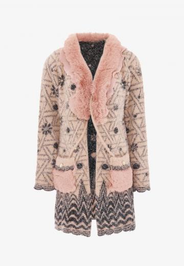 Длинный жилет