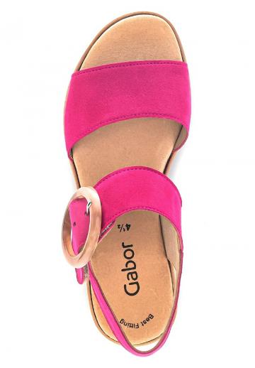 Босоножки на танкетке