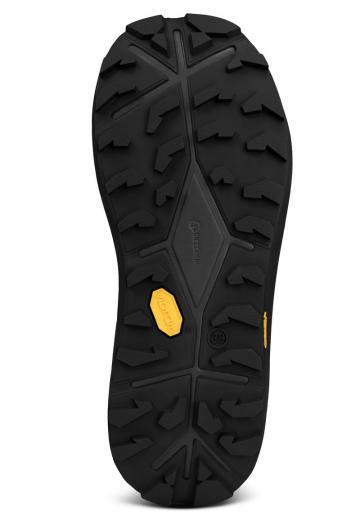 Тренировочные кроссовки