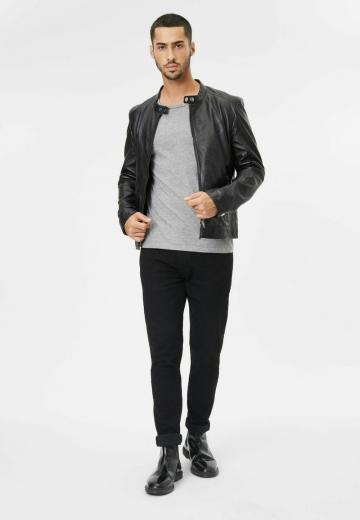 Кожаная куртка