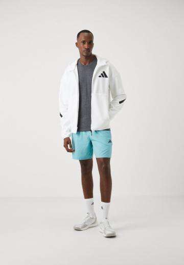 Спортивная кофта