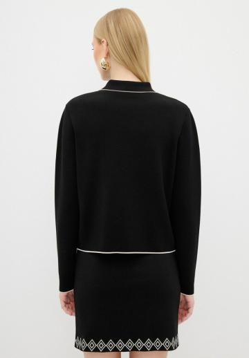 Жаккардовая вязаная кофта