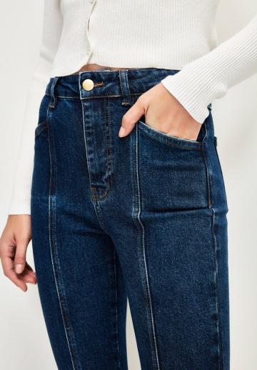 Короткие джинсы