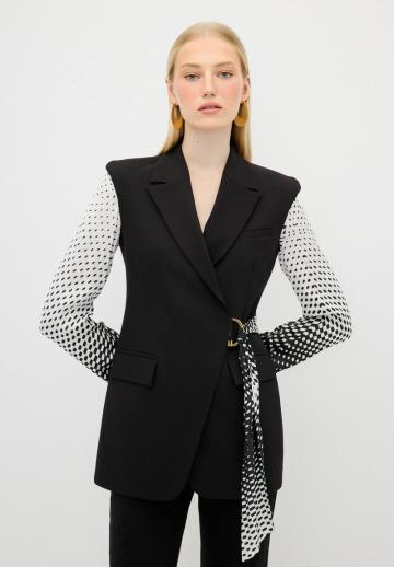 Джинсовая жилетка