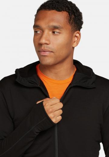 Спортивная кофта