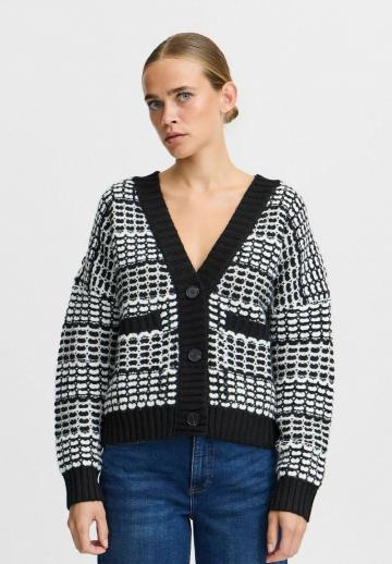 Жаккардовая вязаная кофта