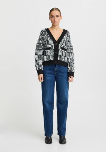 Жаккардовая вязаная кофта
