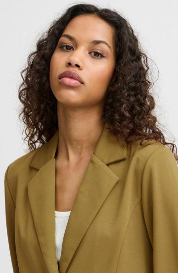 Короткий блейзер