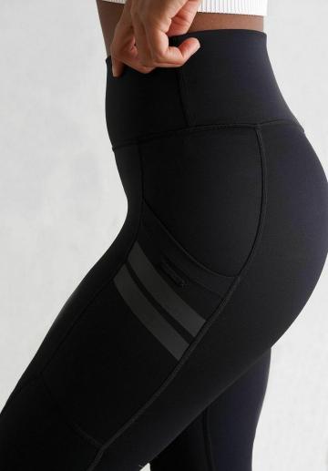 Спортивные штаны