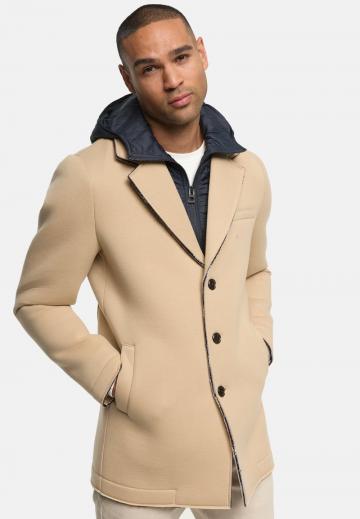 Короткое пальто