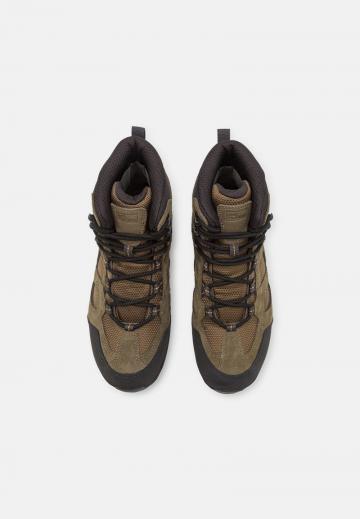 Походные ботинки