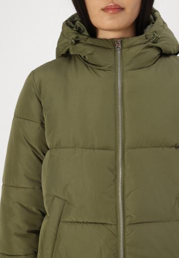 Короткая куртка