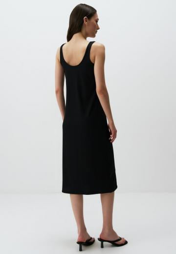 Вязаное платье