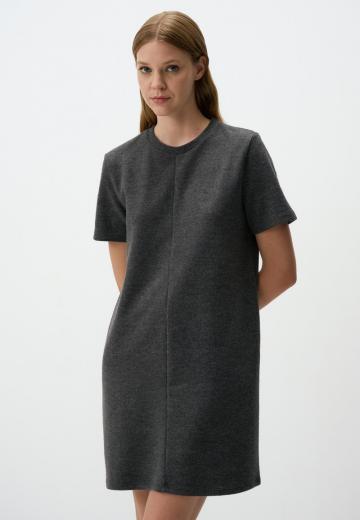 Вязаное платье