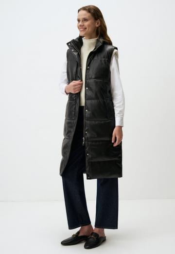 Длинный жилет