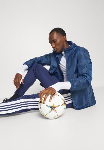 Куртка-дождевик