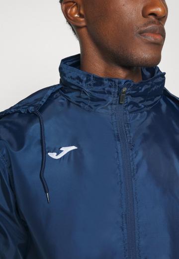 Куртка-дождевик