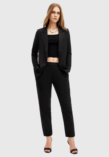 Блейзер с накладными карманами