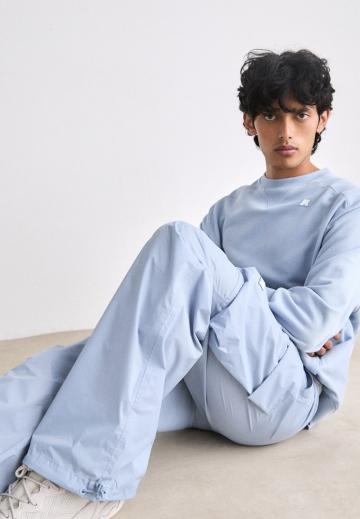 Брюки с накладными карманами