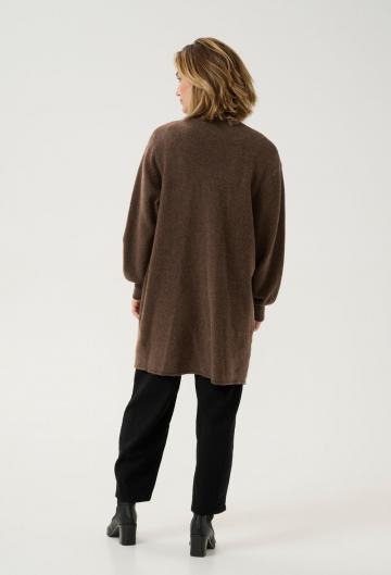 Длинный жилет