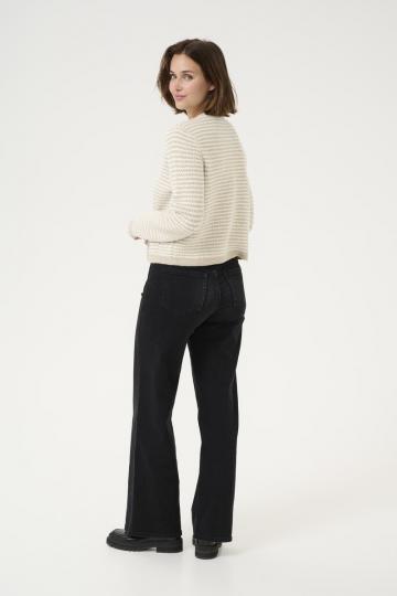 Жаккардовая вязаная кофта