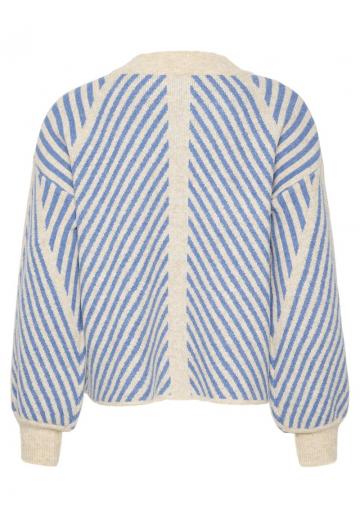 Пуловер в полоску