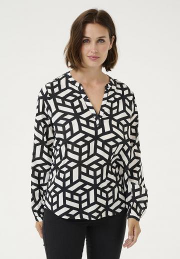 Длинная блузка