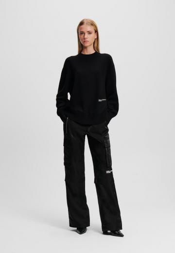 Брюки с накладными карманами