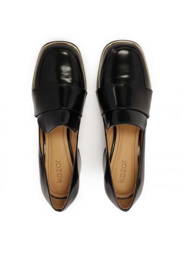 Туфли с высоким носом