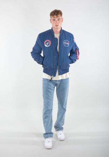 Куртка бомбер