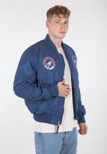Куртка бомбер