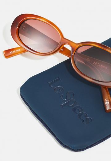 Солнечные очки