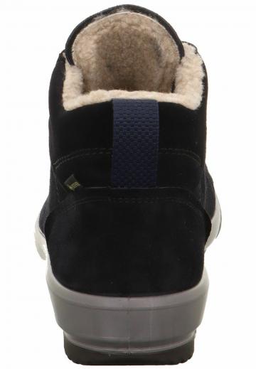 Зимние ботинки