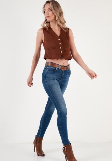 Джинсовая жилетка