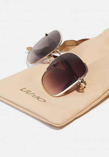 Солнечные очки